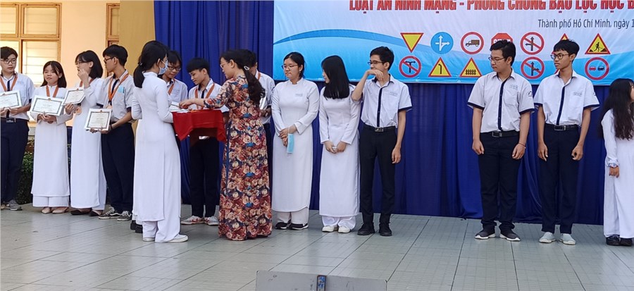 Nhấn vào ảnh để phóng to