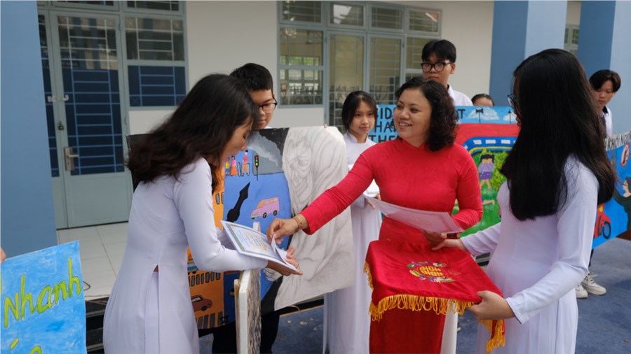 Nhấn vào ảnh để phóng to