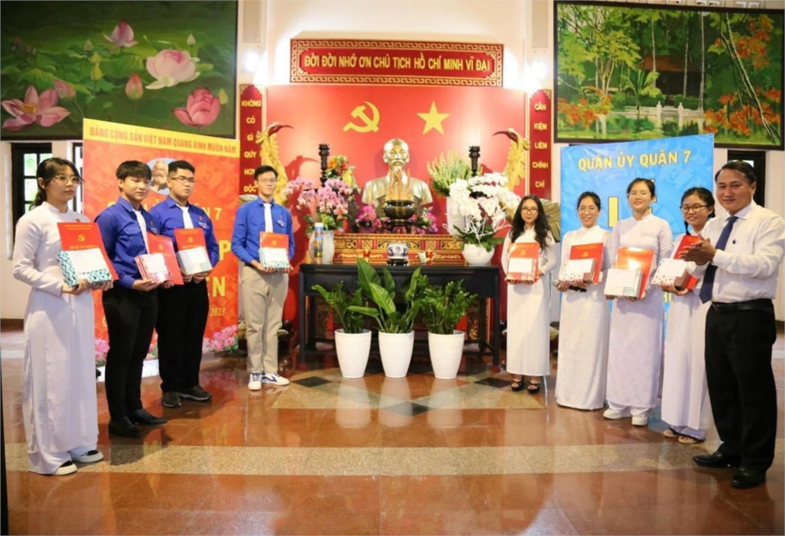 Nhấn vào ảnh để phóng to