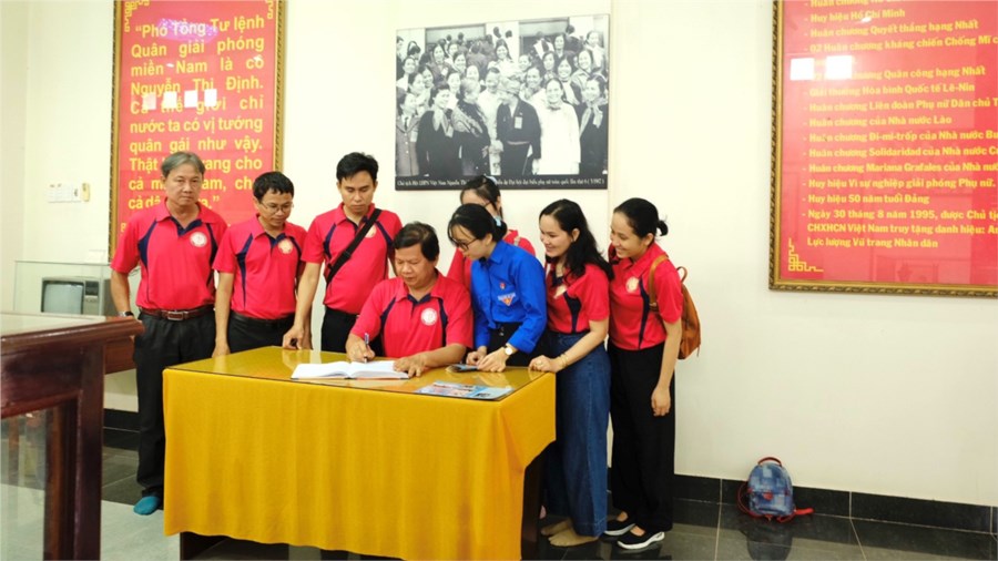 Nhấn vào ảnh để phóng to