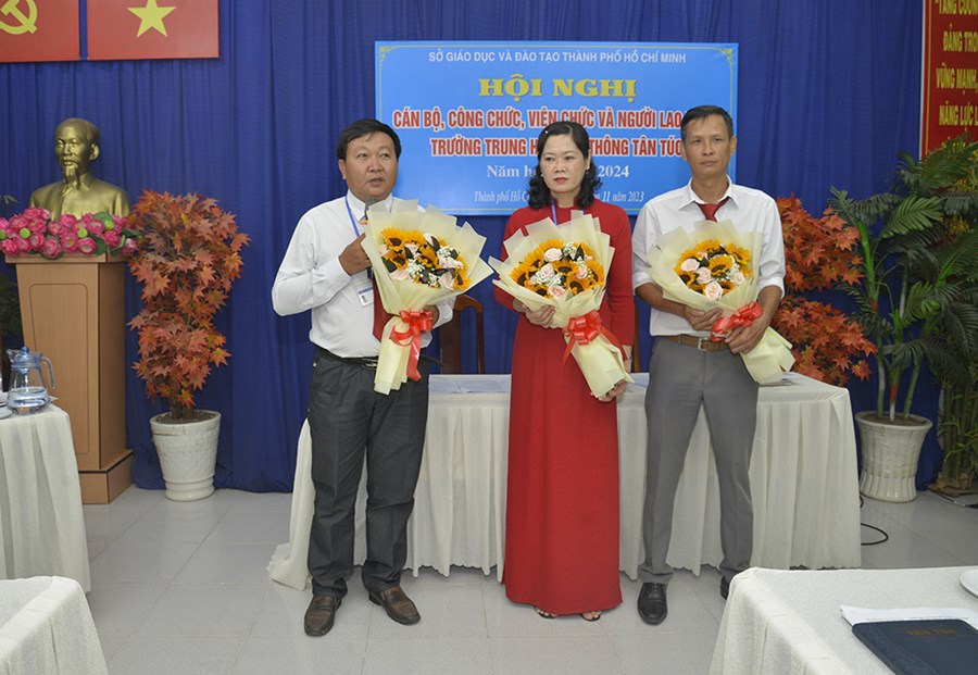 Nhấn vào ảnh để phóng to