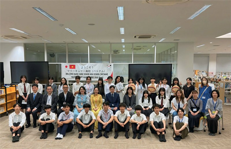 Trường THPT Marie Curie tăng cường hợp tác quốc tế qua chương trình giao lưu học sinh tại Trường THPT Công nghệ Hiroshima, Nhật Bản