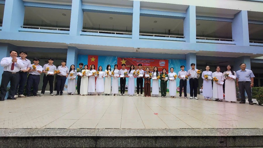 Nhấn vào ảnh để phóng to